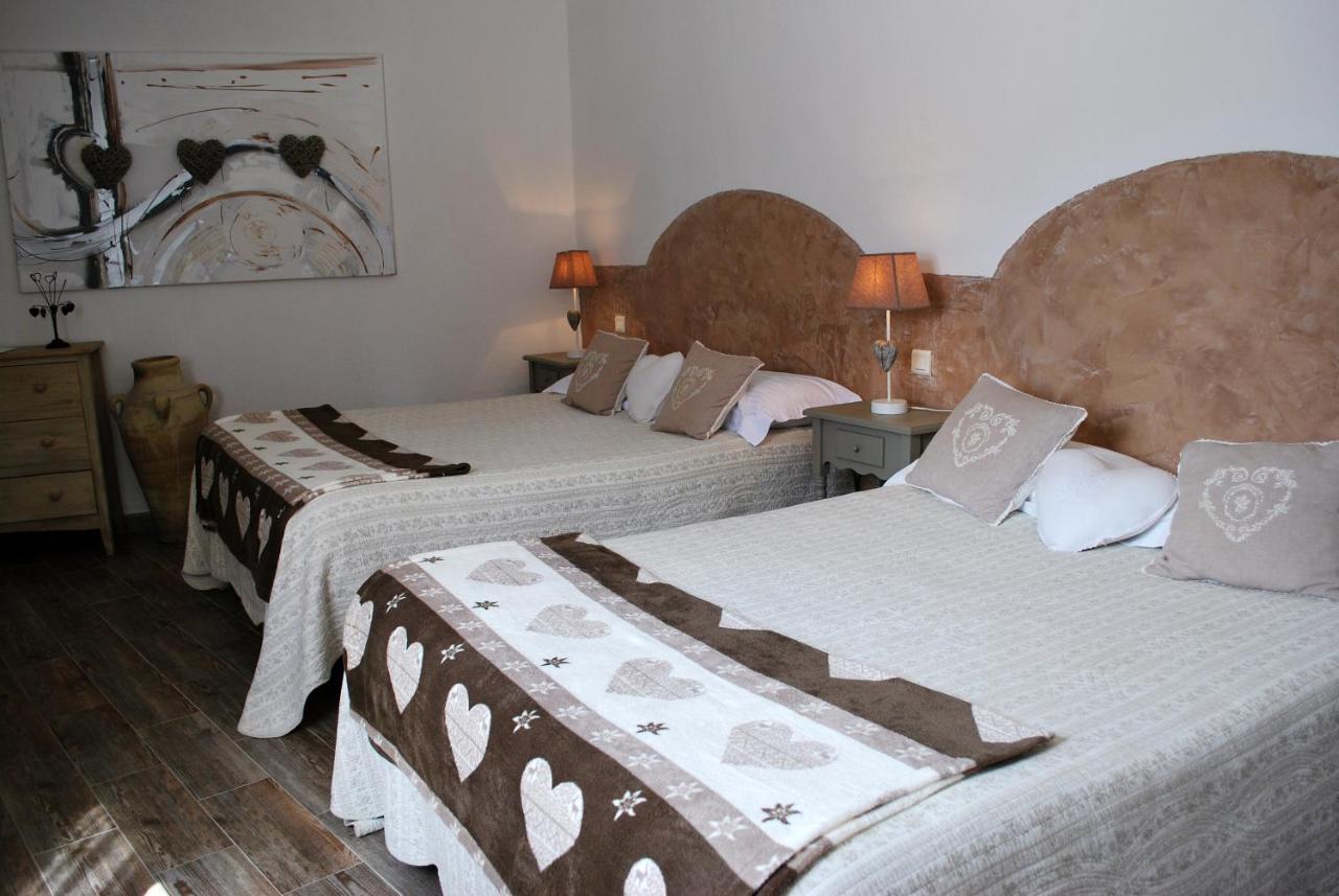 Hotel Restaurant La Caravelle Sari-Solenzara Szoba fotó
