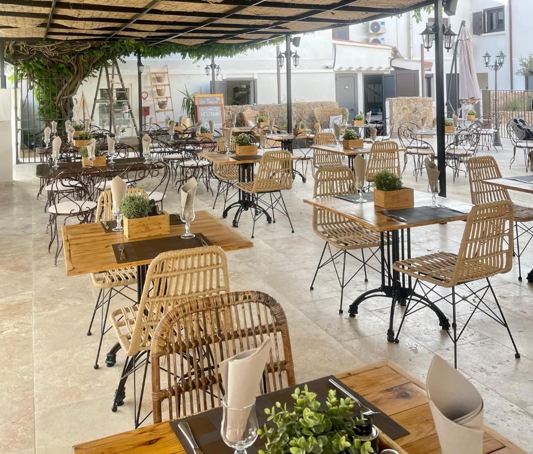Hotel Restaurant La Caravelle Sari-Solenzara Kültér fotó