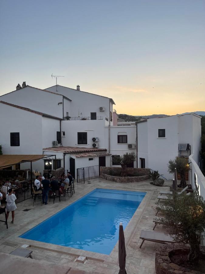 Hotel Restaurant La Caravelle Sari-Solenzara Kültér fotó